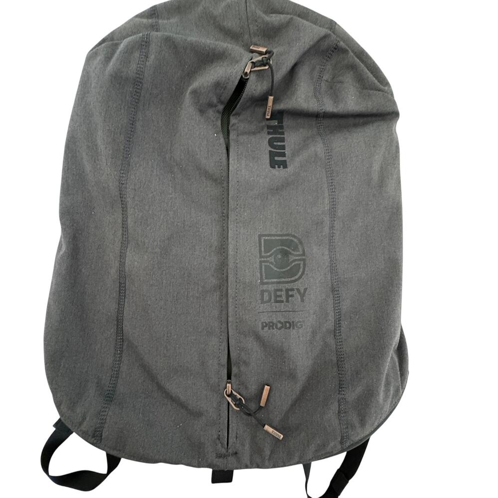 Thule Defy Prodigy Backpack Gray Black Padded Travel  24x16 DiscGolf GORPCORE